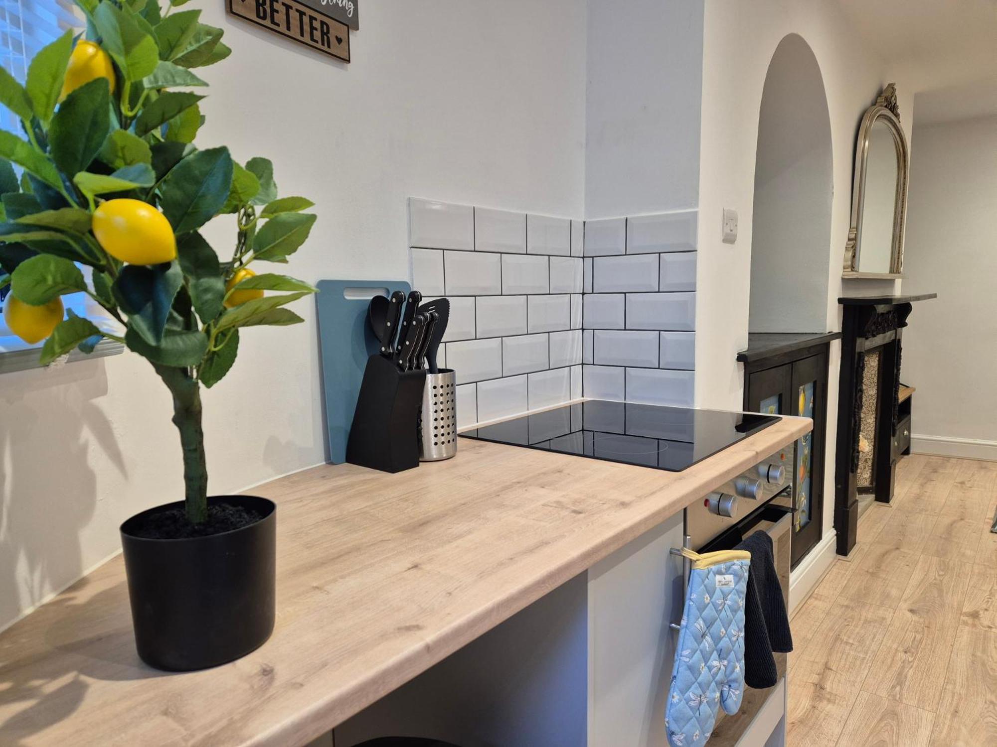 #26A Newly Refurbished Portsmouth Garden Apartment Bagian luar foto