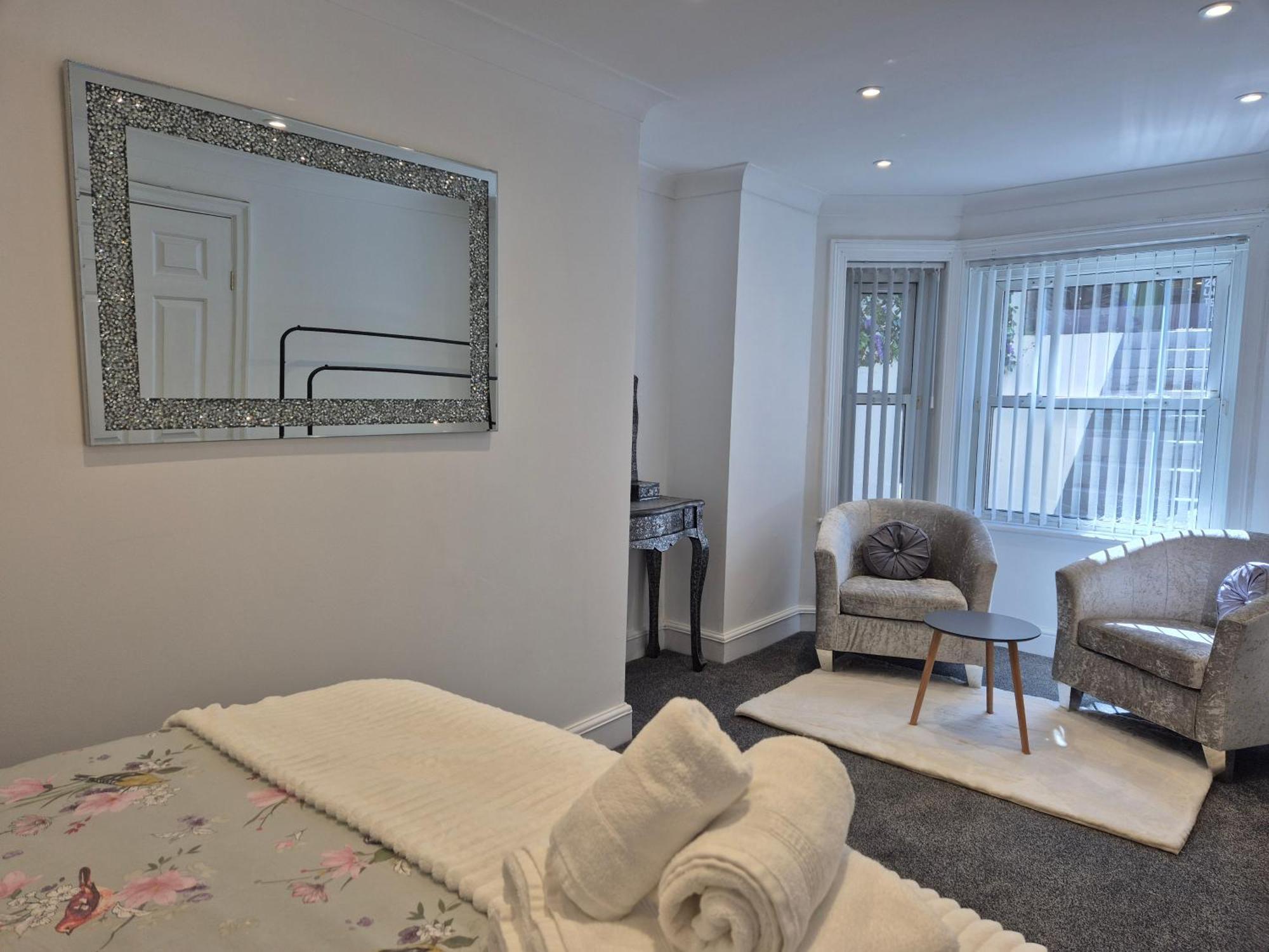 #26A Newly Refurbished Portsmouth Garden Apartment Bagian luar foto